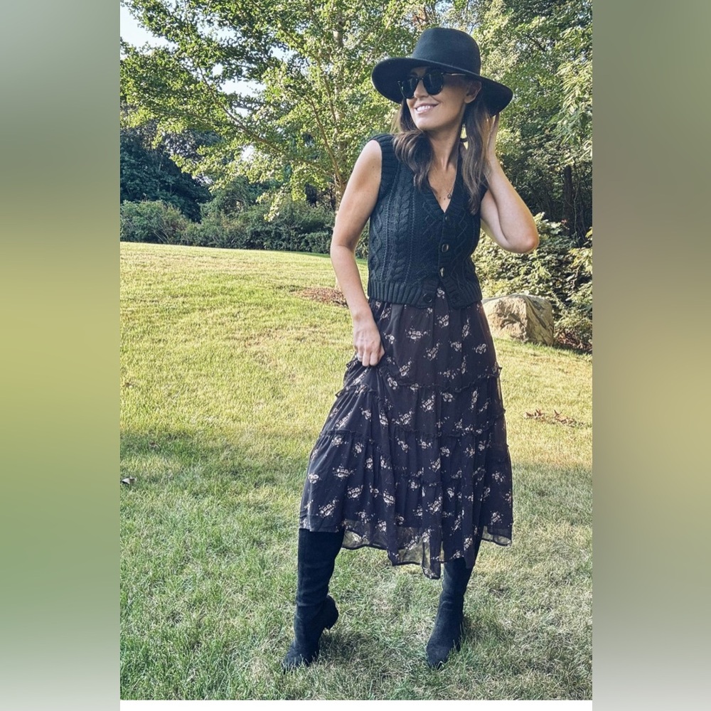Black floral skirt
